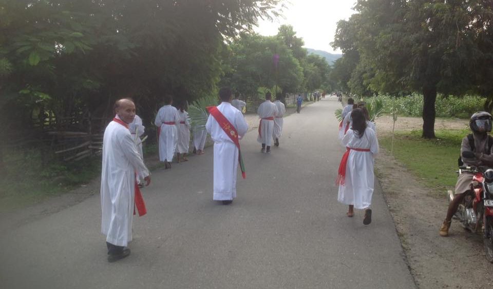 Dili – Domenica delle Palme a Timor Leste parrocchia di Metinaro villaggio della diocesi di Dili (copy) (copy)