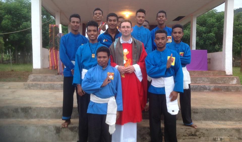 Dili – Domenica delle Palme a Timor Leste parrocchia di Metinaro villaggio della diocesi di Dili